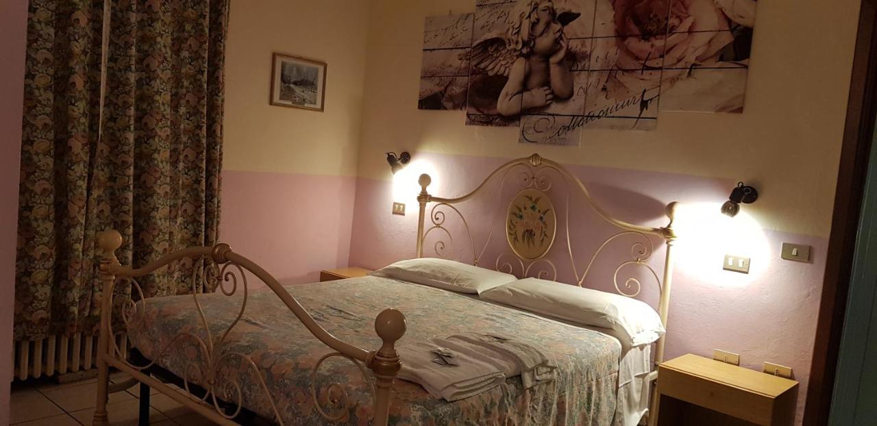 Hotel Piccadilly Sant'Andrea Bagni Zewnętrze zdjęcie