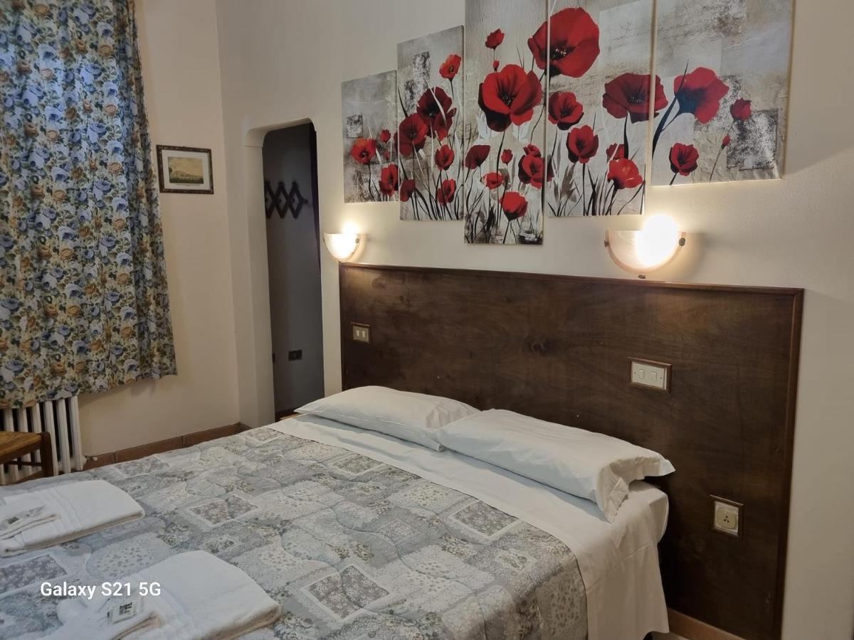 Hotel Piccadilly Sant'Andrea Bagni Zewnętrze zdjęcie