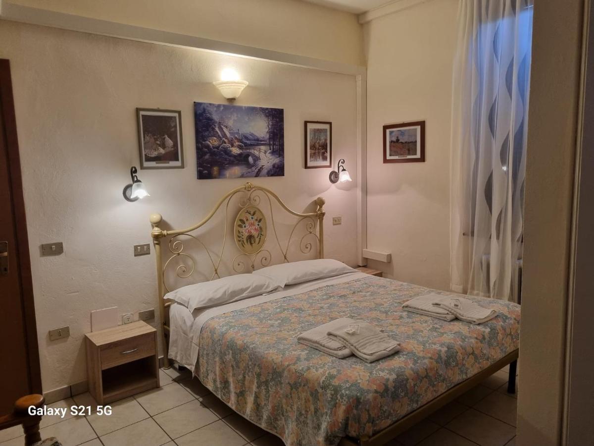 Hotel Piccadilly Sant'Andrea Bagni Zewnętrze zdjęcie